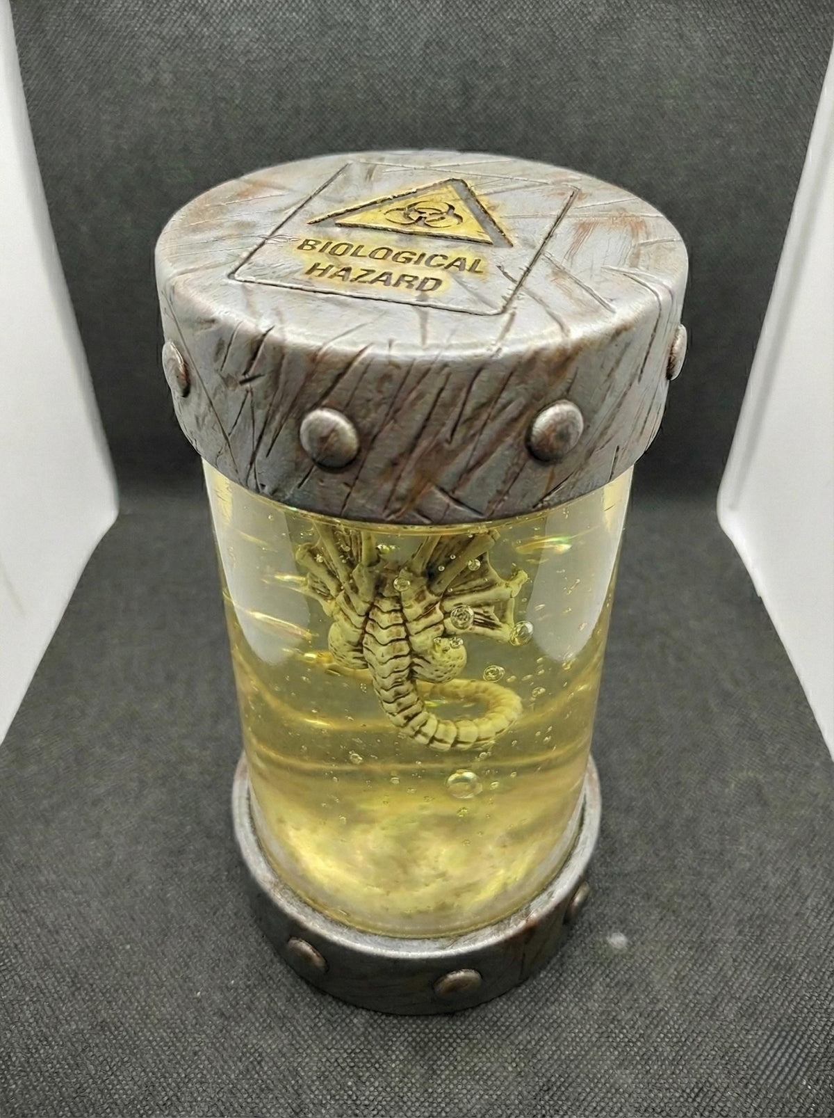 Alien Facehugger Specimen Jar, Bio Organic Jar, 3D Printed Diorama Art
