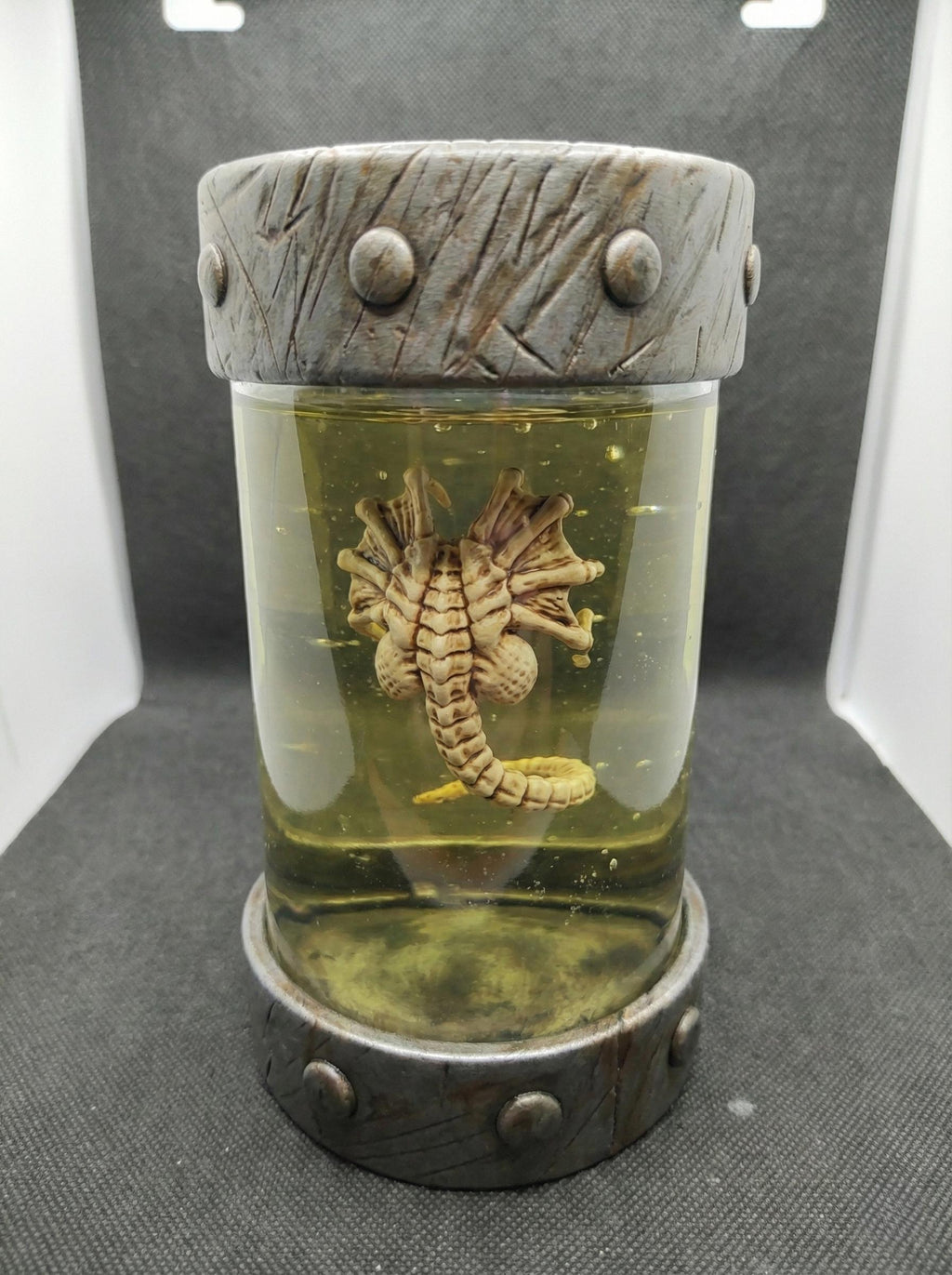 Alien Facehugger Specimen Jar, Bio Organic Jar, 3D Printed Diorama Art