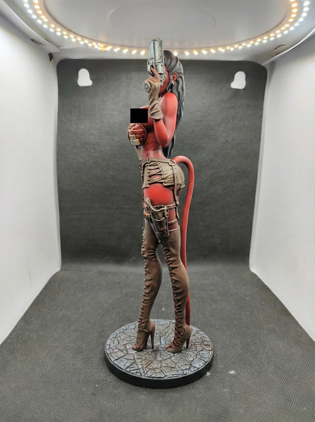 Hand-Painted Red Demoness Resin Statue | 1/6 Scale Fantasy Art