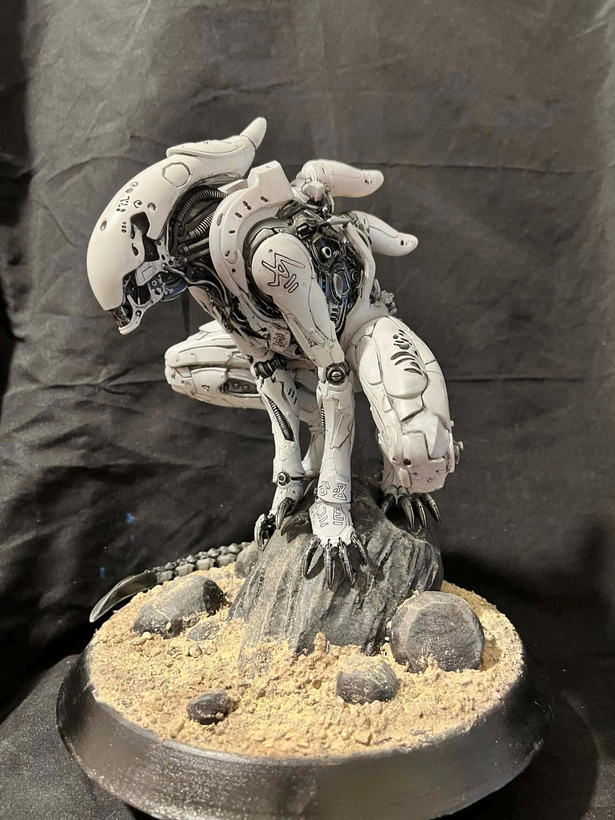 Bio-Mechanical Alien Statue 1/6 Scale, Sci-Fi Resin Collectible
