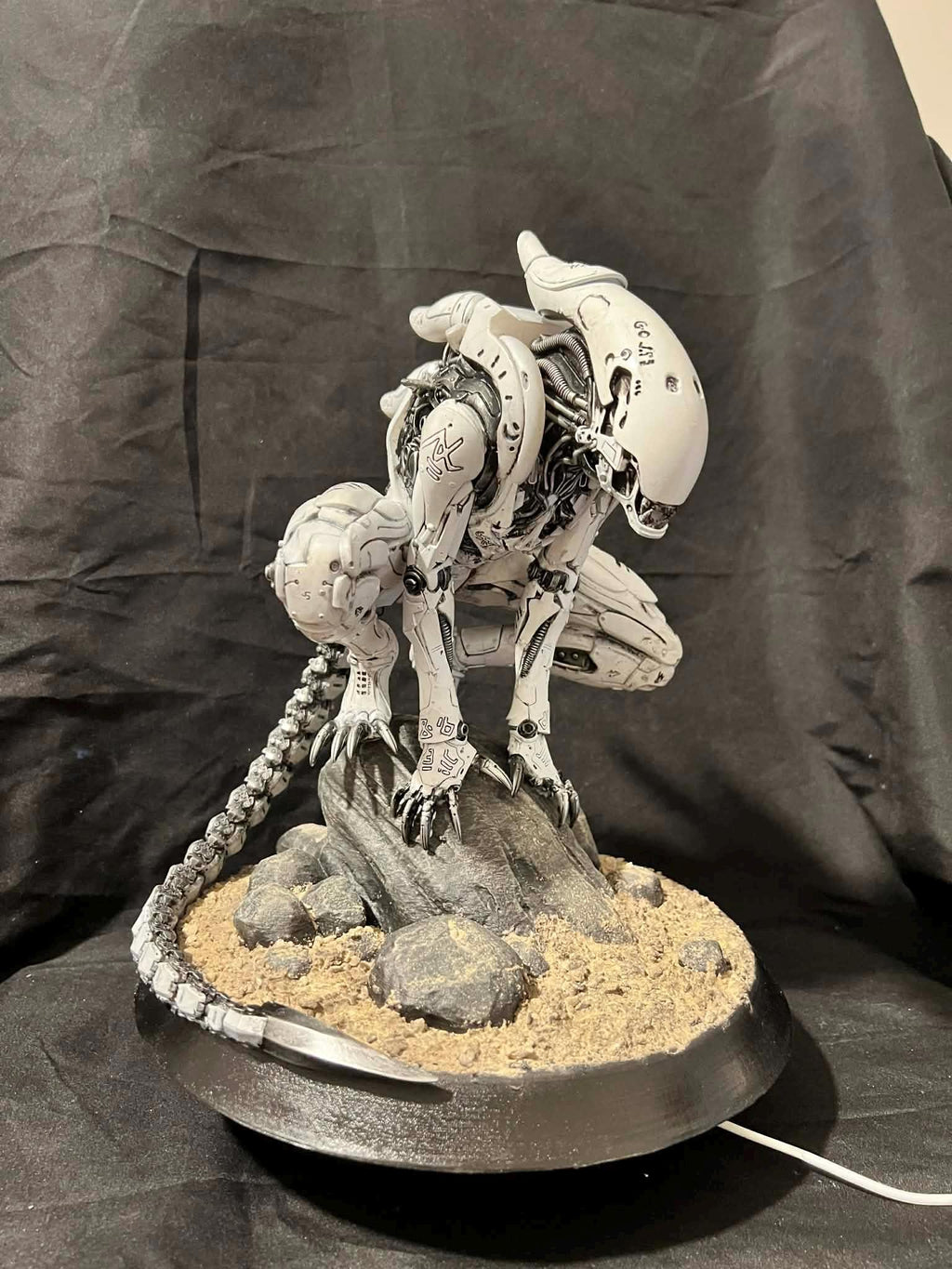 Bio-Mechanical Alien Statue 1/6 Scale, Sci-Fi Resin Collectible