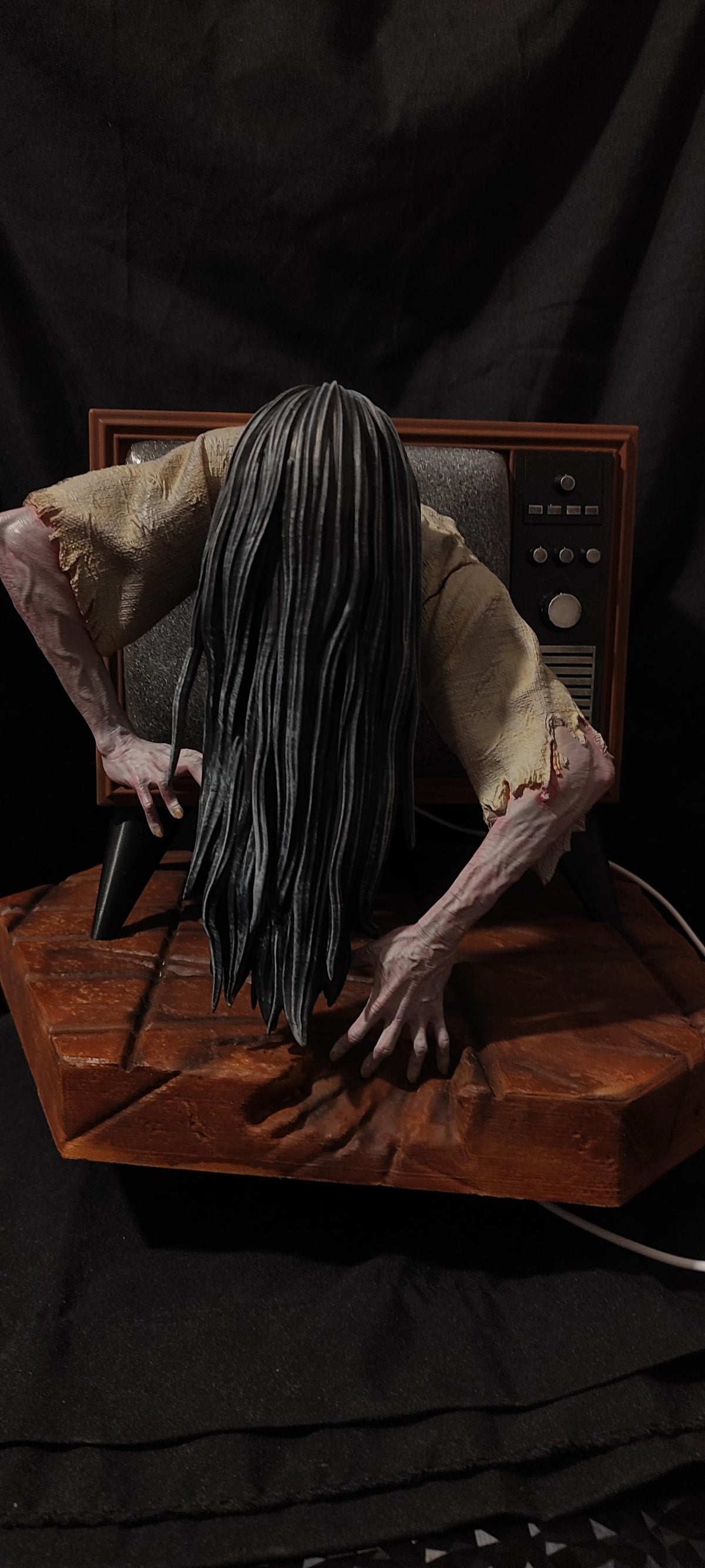 Mara the Forsaken – 1/6 Scale Horror Resin Figure with LED light