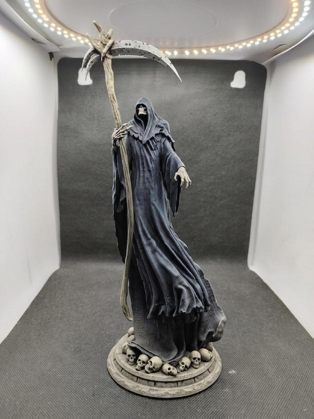 Macabre Gothic Figure, Coal Black 1/6 Scale Dark Fantasy