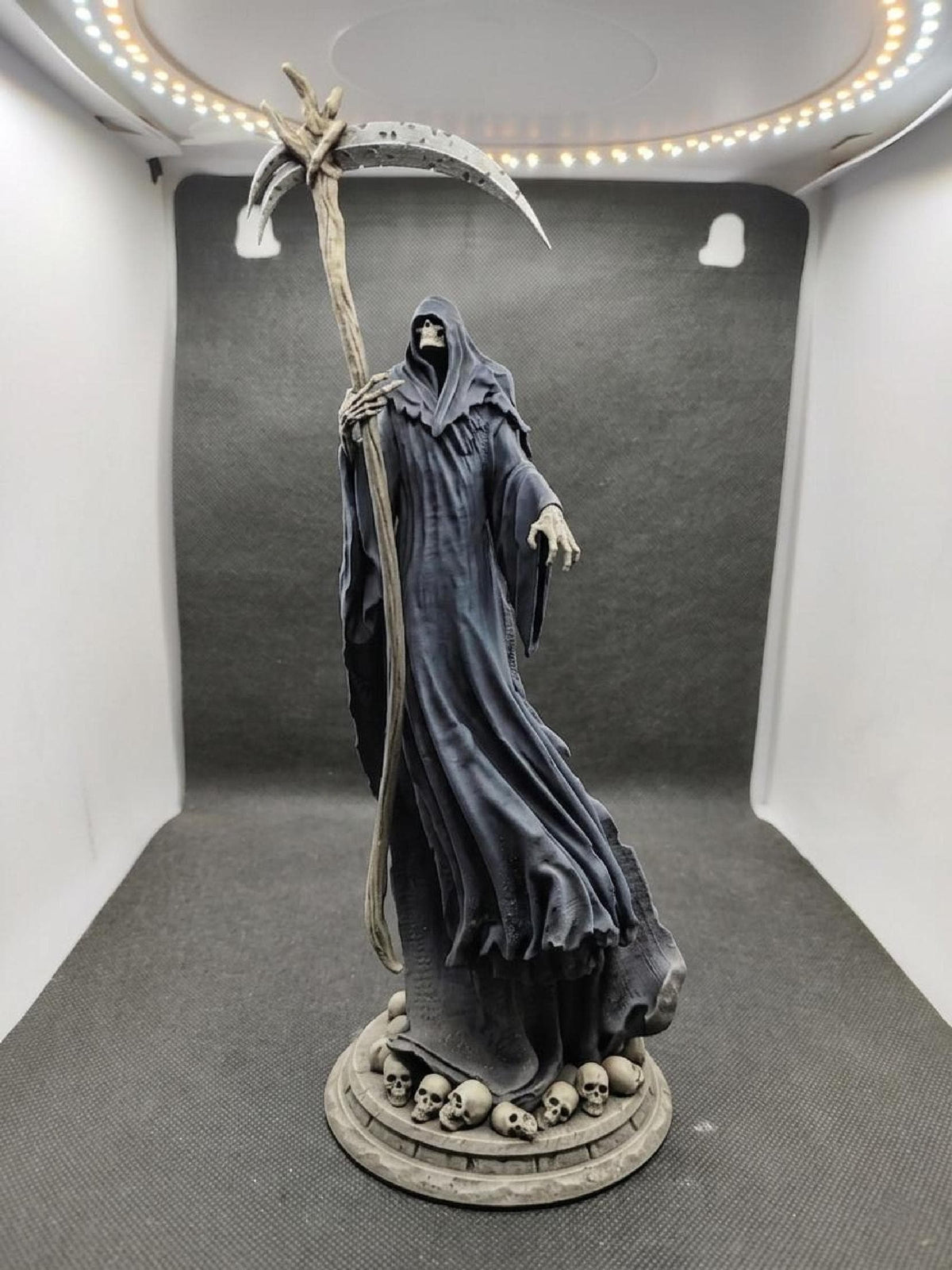Macabre Gothic Figure, Coal Black 1/6 Scale Dark Fantasy