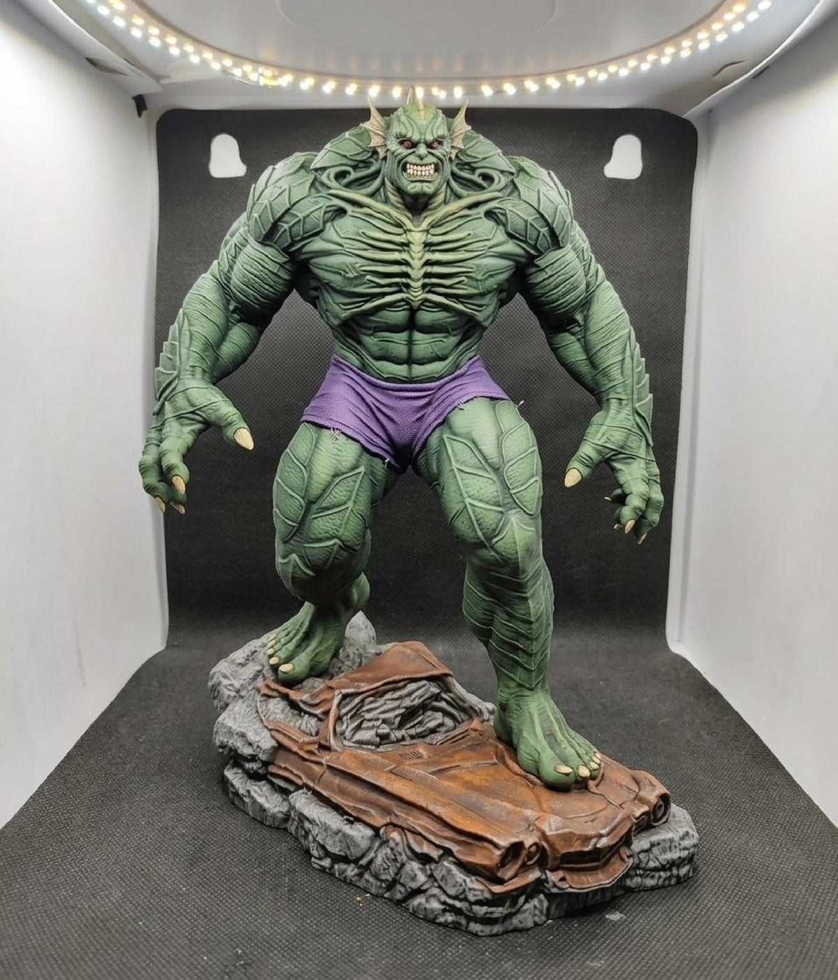 Gamma Brute 1/6 Scale Figure – Hand-Finished Mutant Warrior