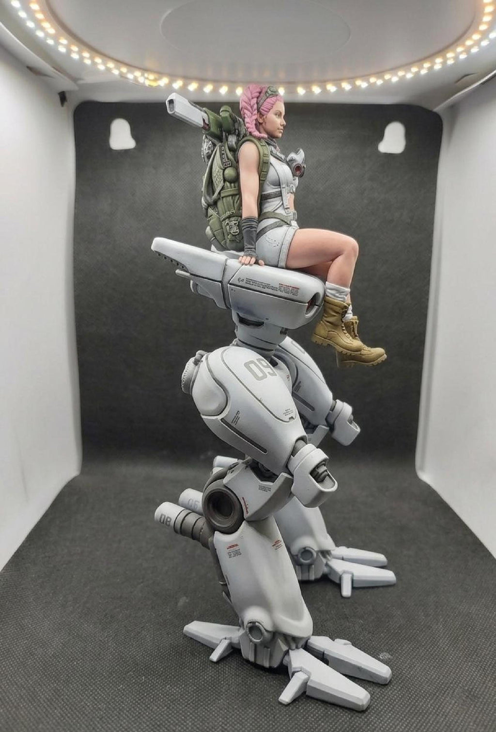 Cyber-Rebel Figure 1/6 Scale
