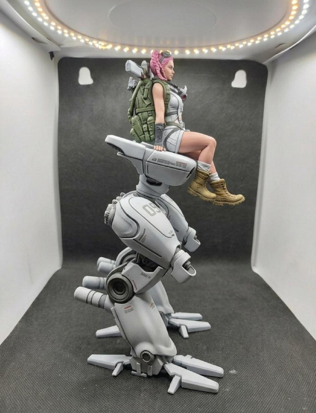 Cyber-Rebel Figure 1/6 Scale
