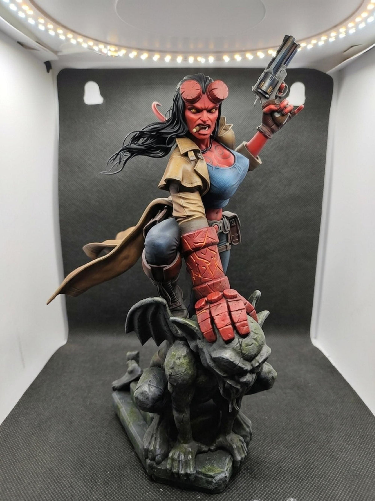 Infernal Daughter | 1/6 Scale Resin Figure (28 cm) | Hand-Painted