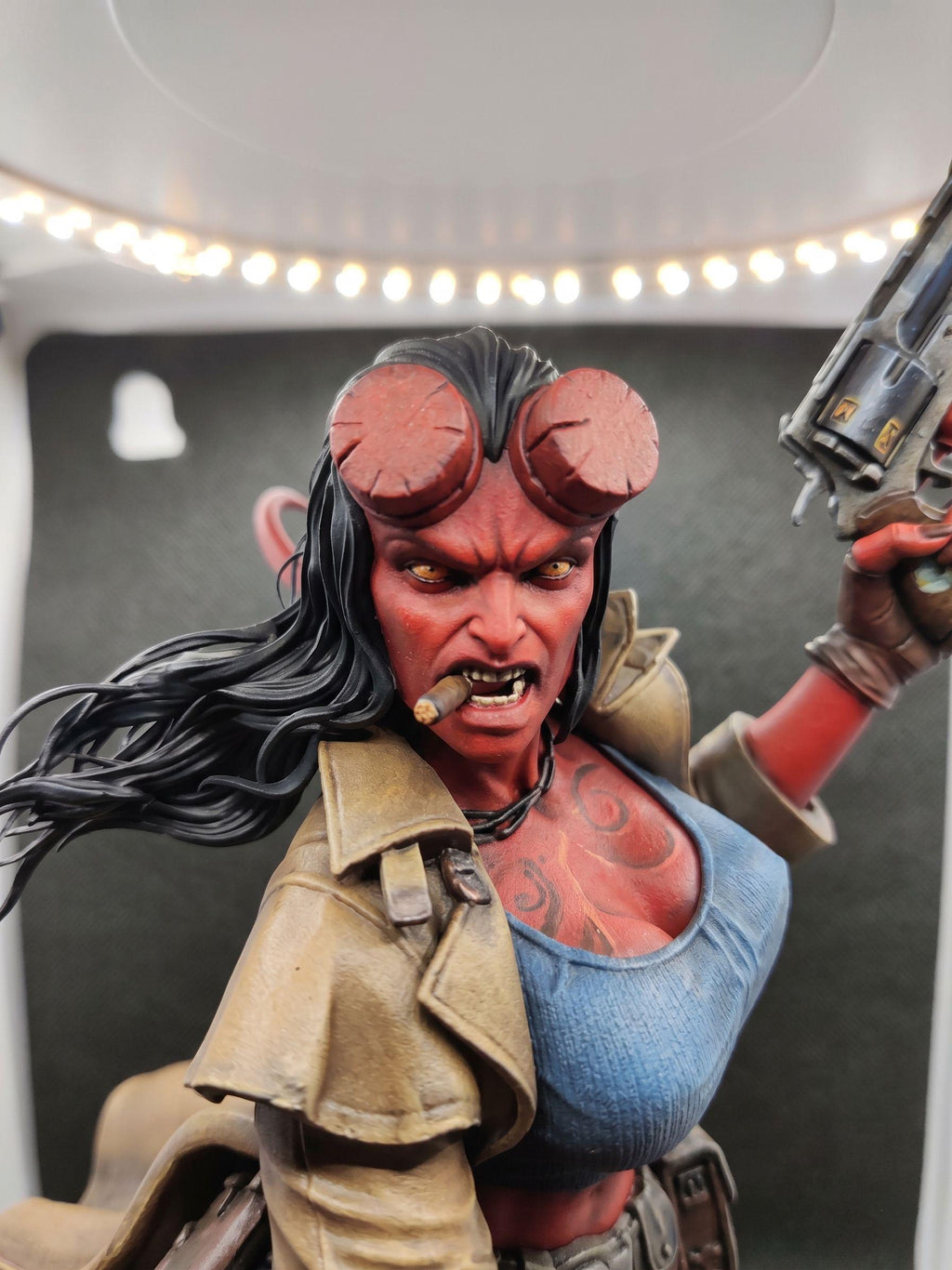 Infernal Daughter | 1/6 Scale Resin Figure (28 cm) | Hand-Painted