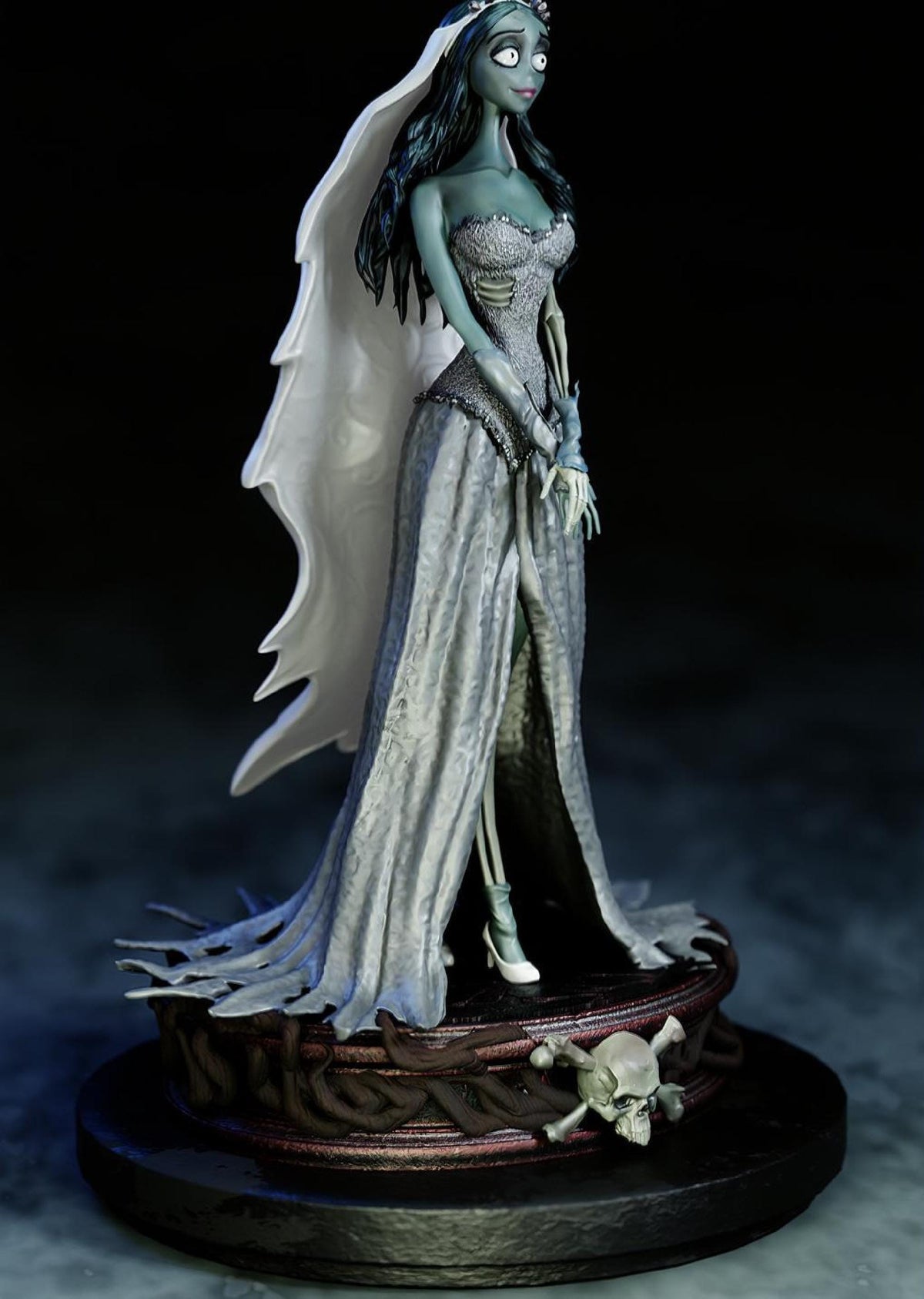 Undead Bride Evelyn Nocturne 1/6 Resin Figure, Gothic Horror