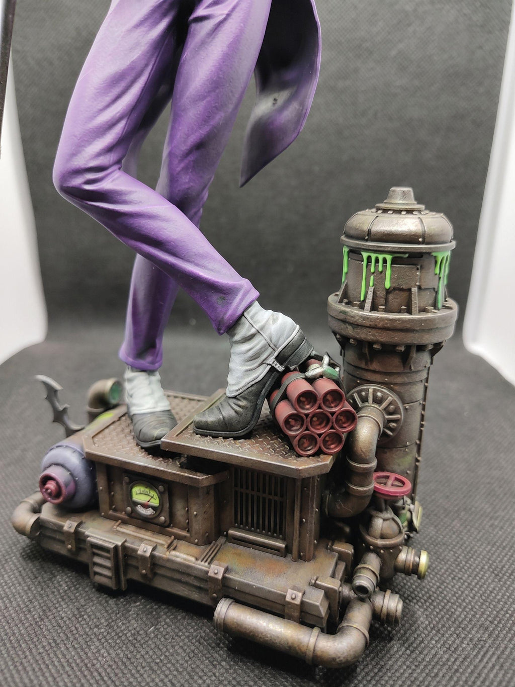 The Chaos Jester Collectible | 1/6 Hand-Painted Resin Figure