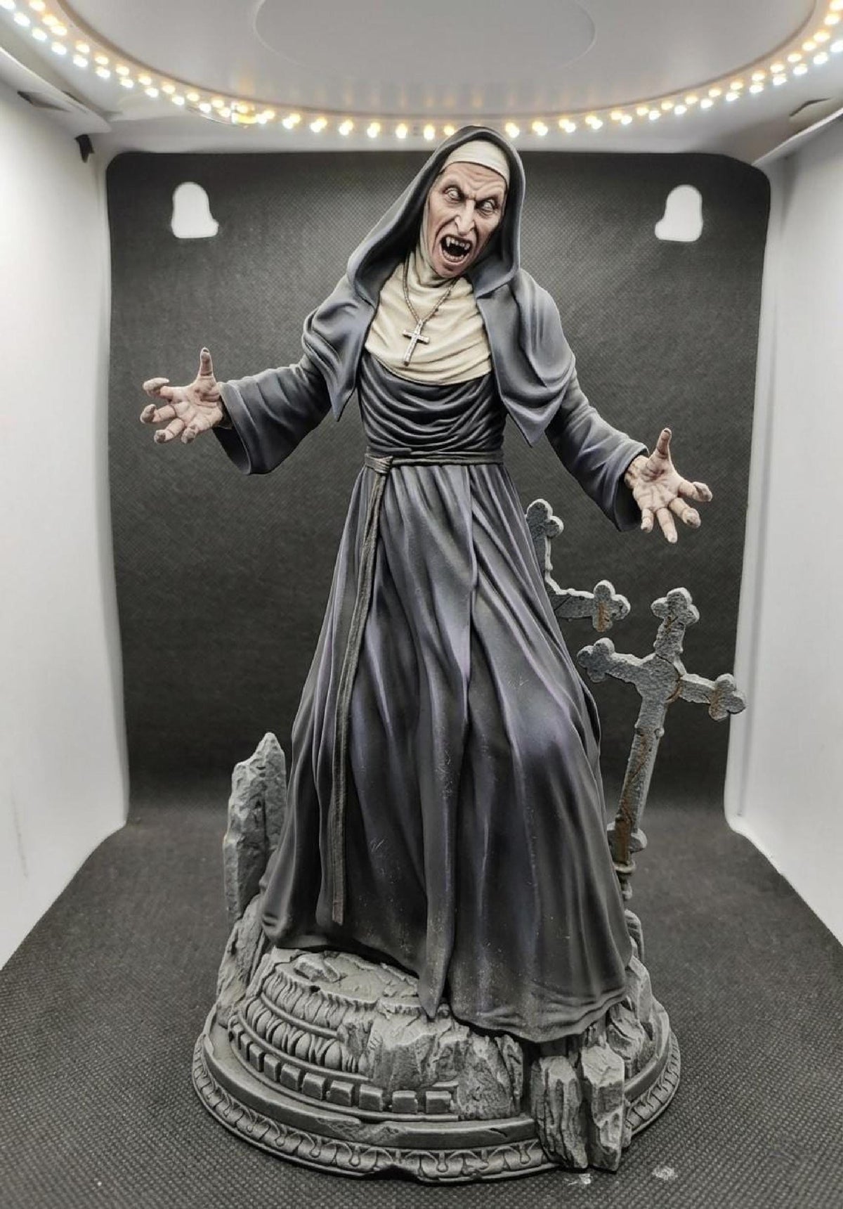 Hand-Painted Unholy Sister 1/6 Scale Horror Statue - Gothic Decor