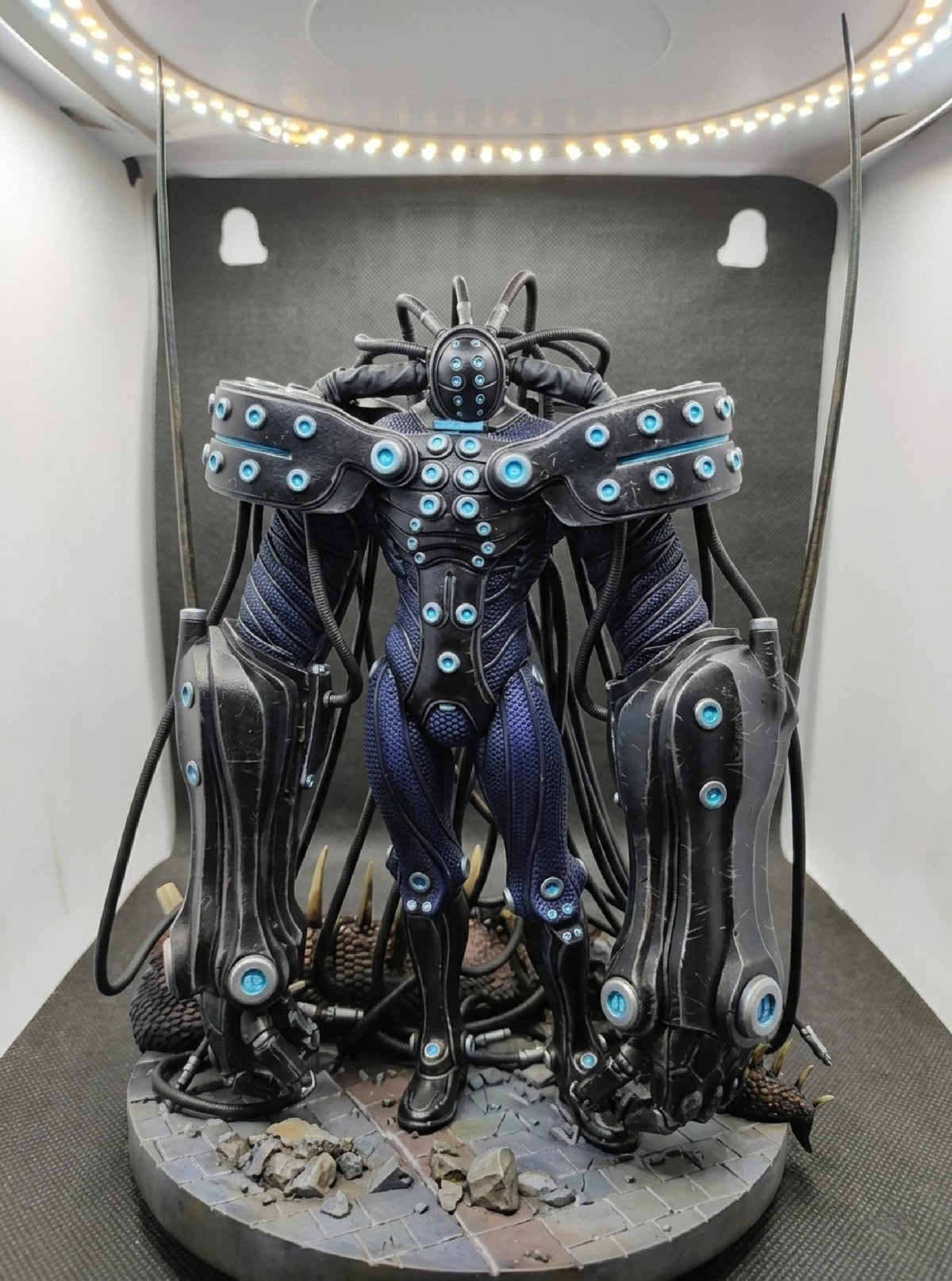 Elite Exo-Suit Warrior Oka Figure 1/6 Scale, Realistic Sci Fi Collectible