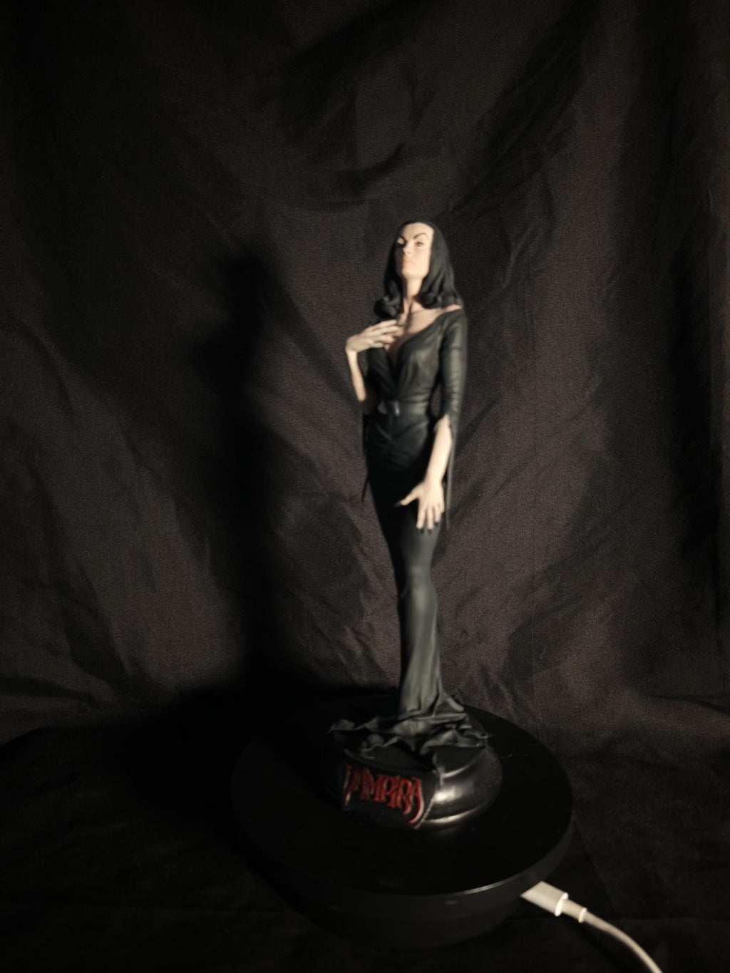 MailaInspired Ghoul Resin Statue | 1/6 Scale Vampira Horror Figure